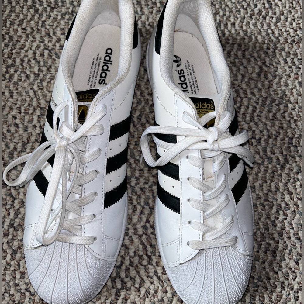 Men’s adidas superstars (worn once) size: 11 US